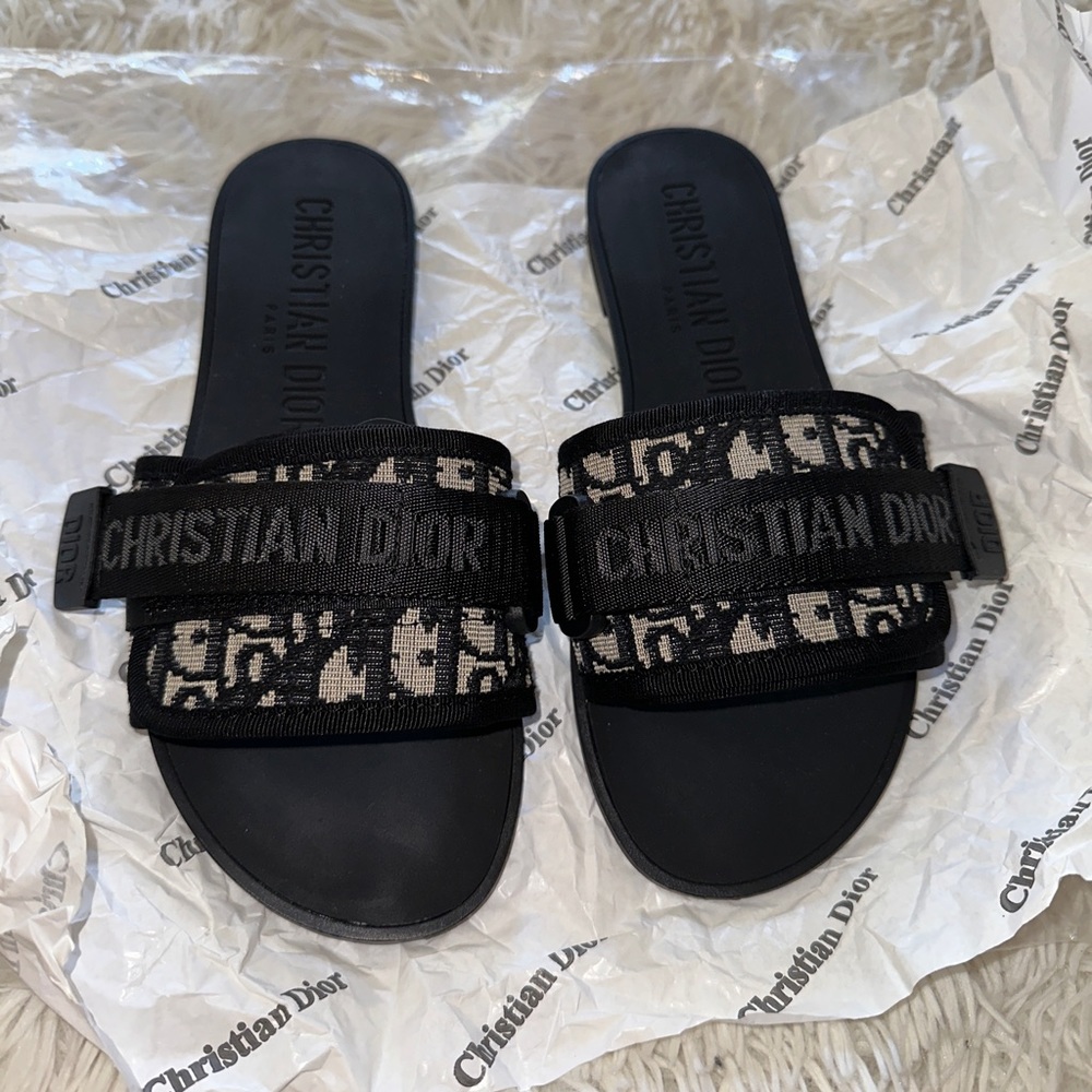 Christian Dior Revolution Slide